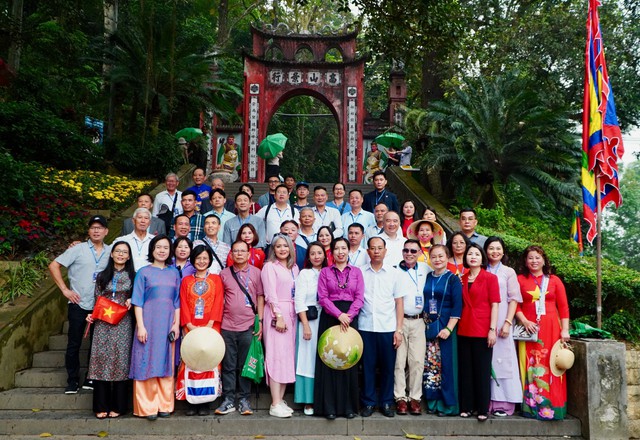 Đoàn kiều bào từ hơn 20 quốc gia về dự Giỗ tổ Hùng Vương- Ảnh 5.