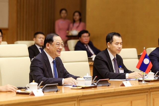 Thủ tướng Phạm Minh Chính gặp làm việc với Thủ tướng Lào- Ảnh 10.