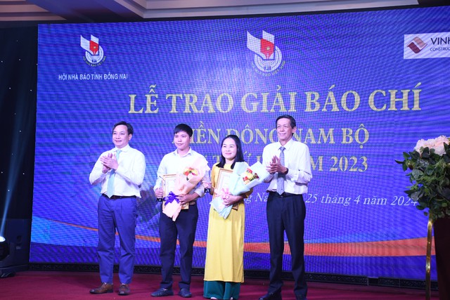 Báo Người Lao Động đoạt giải 3 báo chí miền Đông Nam Bộ lần thứ II- Ảnh 2.