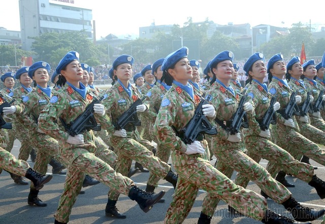 Hơn 12.000 người hợp luyện diễu binh, diễu hành trên đường phố Điện Biên Phủ- Ảnh 10.