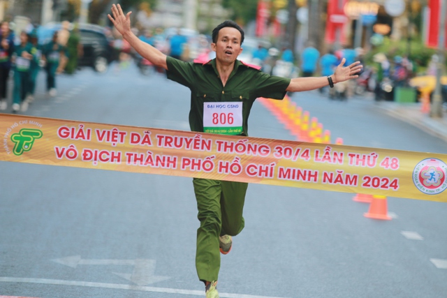 Quận 5 nhất toàn đoàn Giải Việt dã truyền thống 30-4 TP HCM- Ảnh 6.
