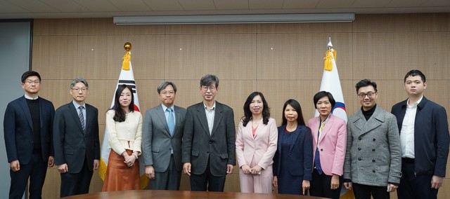 Cộng đồng người Việt Nam tại Hàn Quốc hội nhập tốt, có nhiều đóng góp- Ảnh 7.