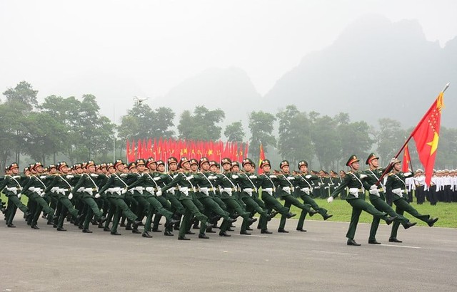 Hai Đại tướng Phan Văn Giang, Tô Lâm kiểm tra hợp luyện diễu binh kỷ niệm Chiến thắng Điện Biên Phủ- Ảnh 11.