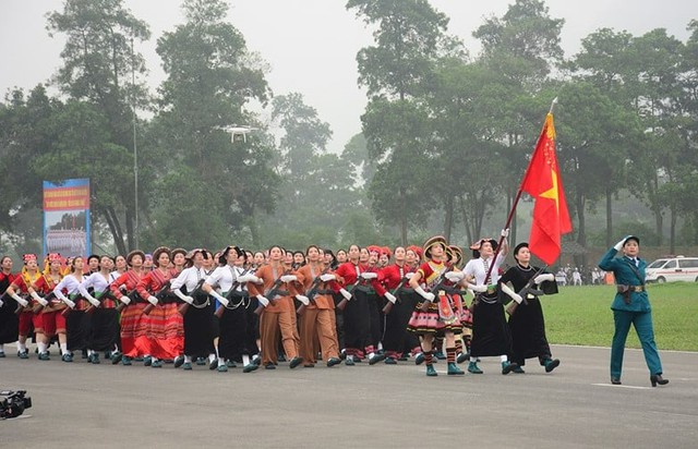 Hai Đại tướng Phan Văn Giang, Tô Lâm kiểm tra hợp luyện diễu binh kỷ niệm Chiến thắng Điện Biên Phủ- Ảnh 7.