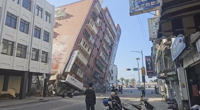 Động đất Đài Loan: Vì sao nhà cao tầng chỉ nghiêng 45 độ, không sập hẳn?- Ảnh 1.