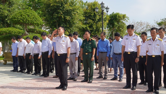 Báo chí tích cực đồng hành cùng Bộ Tư lệnh Vùng 2 Hải quân- Ảnh 2.