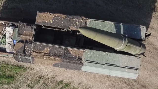 Bệ phóng tên lửa đạn đạo chiến thuật Iskander của Nga. Ảnh: Sputnik
