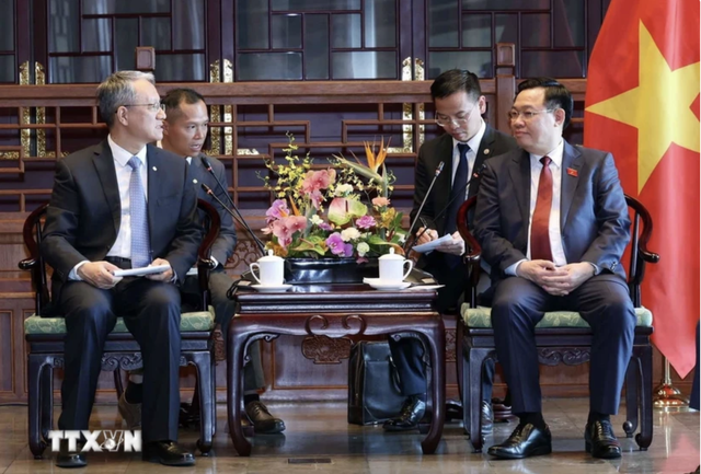 Chủ tịch Quốc hội Vương Đình Huệ tiếp các tập đoàn lớn của Trung Quốc- Ảnh 1.