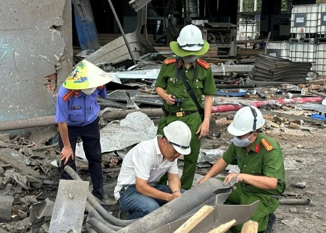 Vụ nổ lò hơi làm 6 người chết ở Đồng Nai: Khởi tố, bắt giám đốc Công ty gỗ Bình Minh- Ảnh 1.