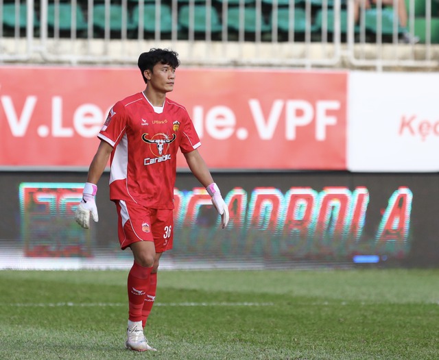 Ngày tỏa sáng của các "người nhện" V-League- Ảnh 1.