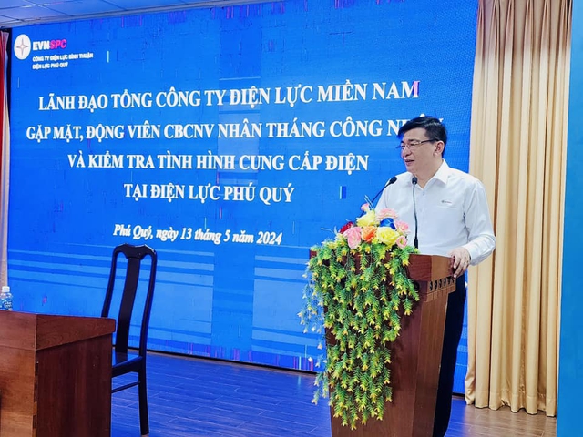 Chủ tịch HĐTV EVNSPC thăm Điện lực Phú Quý nhân Tháng Công nhân- Ảnh 1.