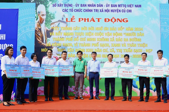 Phát động "Tết trồng cây đời đời nhớ ơn Bác Hồ" nhân kỷ niệm 134 năm ngày sinh của Chủ tịch Hồ Chí Minh- Ảnh 2.