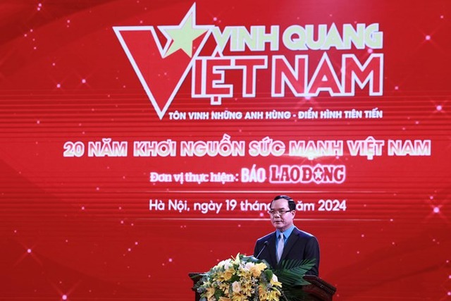 Tôn vinh 20 tập thể, cá nhân trong Chương trình Vinh quang Việt Nam năm 2024- Ảnh 2.