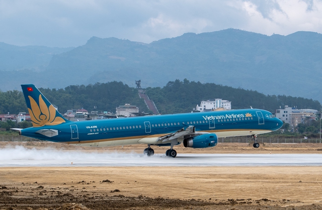 Vì sao Vietnam Airlines lãi đột biến?- Ảnh 1.