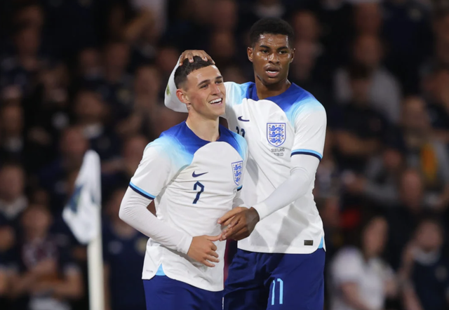 Phil Foden v Marcus Rashford