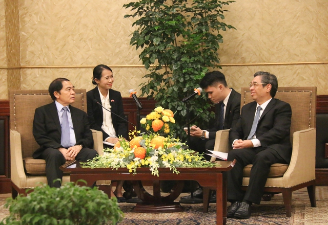 Khẳng định mối quan hệ giữa TP HCM và tỉnh Hủa Phăn - Lào- Ảnh 2.