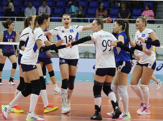 Thắng đậm Kazakhstan, tuyển Việt Nam giành vé bán kết AVC Challenge Cup- Ảnh 3.