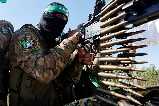 Thành viên lực lượng Hamas. Ảnh: Reuters