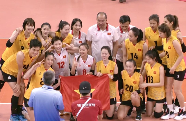 Đánh bại Kazakhstan, tuyển nữ Việt Nam bảo vệ ngôi hậu AVC Challenge Cup- Ảnh 9.