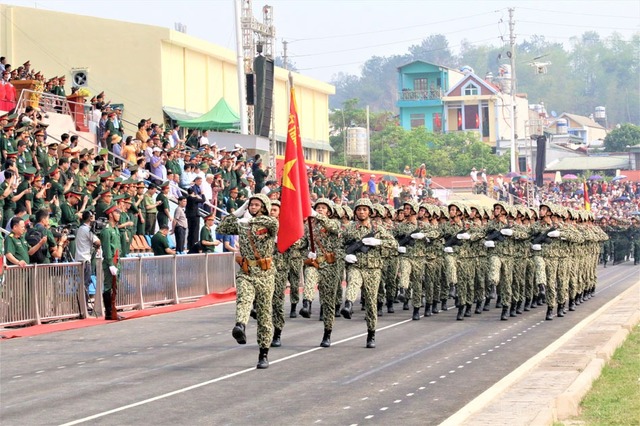 Sơ duyệt Lễ kỷ niệm 70 năm Chiến thắng Điện Biên Phủ- Ảnh 5.