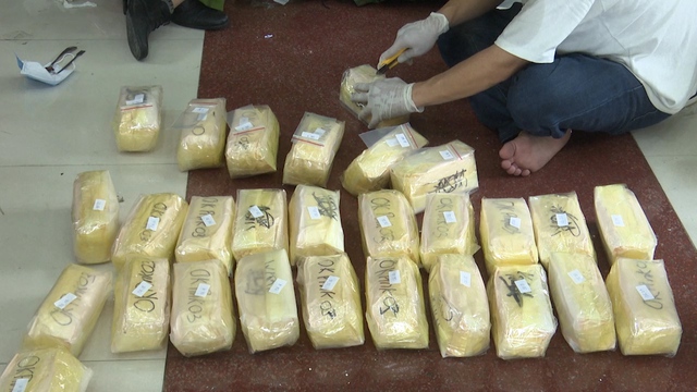Bắt 8 đối tượng vận chuyển 198 kg ma túy từ nước ngoài về Việt Nam- Ảnh 3.