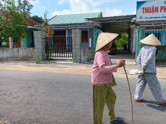 Bán đất công trái quy định, 16 cán bộ ở Quảng Nam bị kiểm điểm, kỷ luật- Ảnh 1.