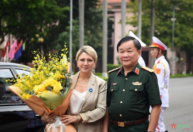 Việt Nam - Pháp ký ý định thư về tăng cường hợp tác quốc phòng- Ảnh 5.