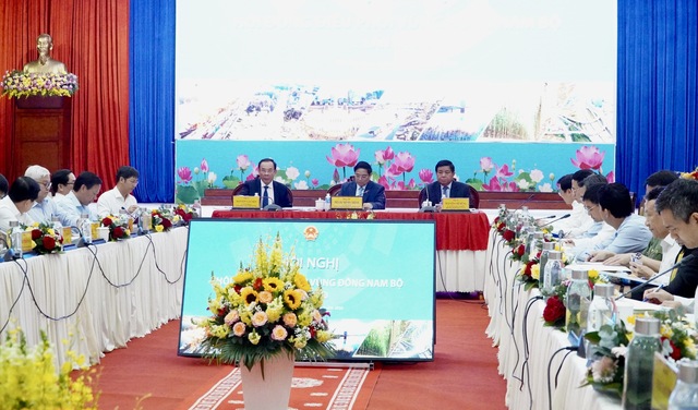 Thủ tướng dự Hội nghị công bố Quy hoạch Vùng Đông Nam Bộ- Ảnh 3.