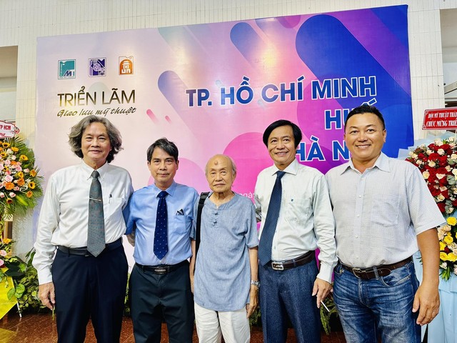 Cảm xúc dạt dào với triển lãm giao lưu mỹ thuật TP HCM - Huế - Hà Nội- Ảnh 5.