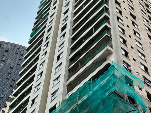 Cận cảnh toà nhà 39 tầng trên “đất vàng” của công ty Ba Đình xây hơn thập kỷ chưa xong- Ảnh 13.