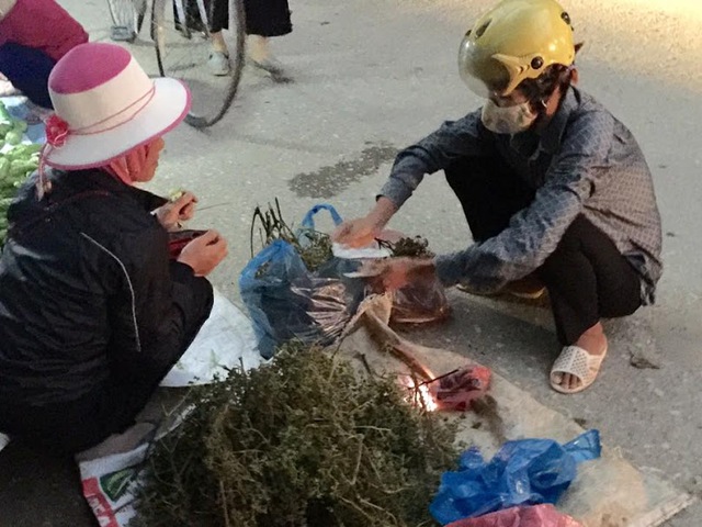 Độc đáo chợ sớm ở TP Điện Biên Phủ- Ảnh 7.