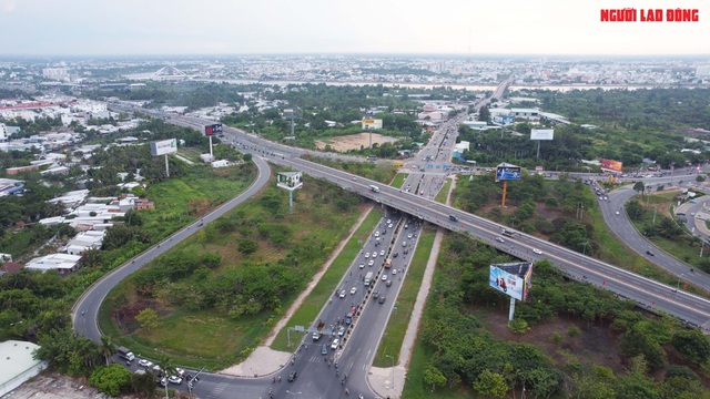 VIDEO: Những hình ảnh chưa đẹp tại cửa ngõ nội ô Cần Thơ- Ảnh 1.