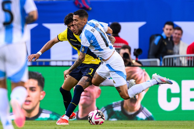 Messi ngồi dự bị, Argentina thắng nhẹ giao hữu Ecuador- Ảnh 4.
