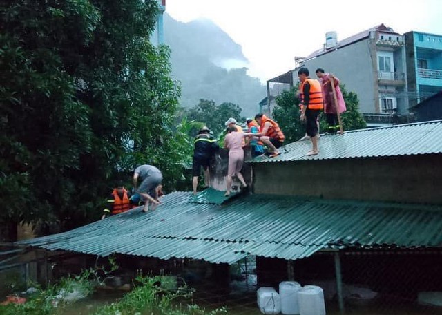 Mưa lớn, nhiều địa phương tại Hà Giang chìm trong biển nước- Ảnh 1.