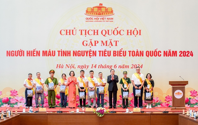 Chủ tịch Quốc hội Trần Thanh Mẫn: Lan toả nghĩa cử hiến máu tình nguyện- Ảnh 1.