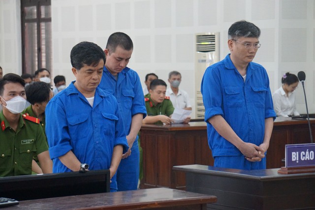 Tuyên án Giám đốc Trung tâm đăng kiểm xe cơ giới Đà Nẵng cùng đồng phạm- Ảnh 1.