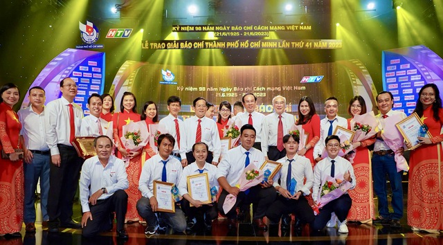 Báo Người Lao Động đoạt 1 giải báo chí Quốc gia, 7 giải báo chí TP HCM- Ảnh 1.