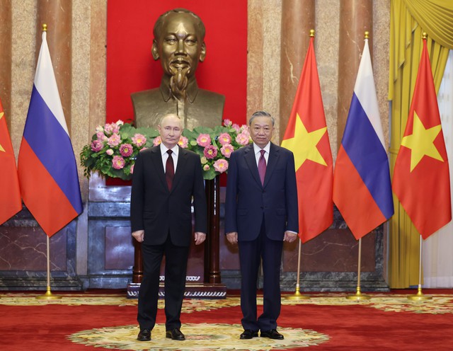 Chủ tịch nước Tô Lâm hội đàm với Tổng thống Vladimir Putin- Ảnh 5.