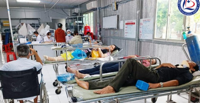 Tai nạn nghiêm trọng trên đường cao tốc TP HCM – Trung Lương, nhiều người nhập viện- Ảnh 1.