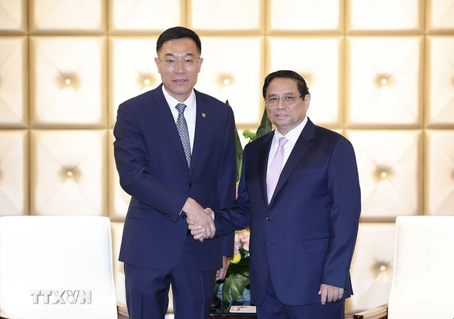 Thủ tướng đề nghị doanh nghiệp Trung Quốc tham gia phát triển hạ tầng quy mô lớn- Ảnh 1.