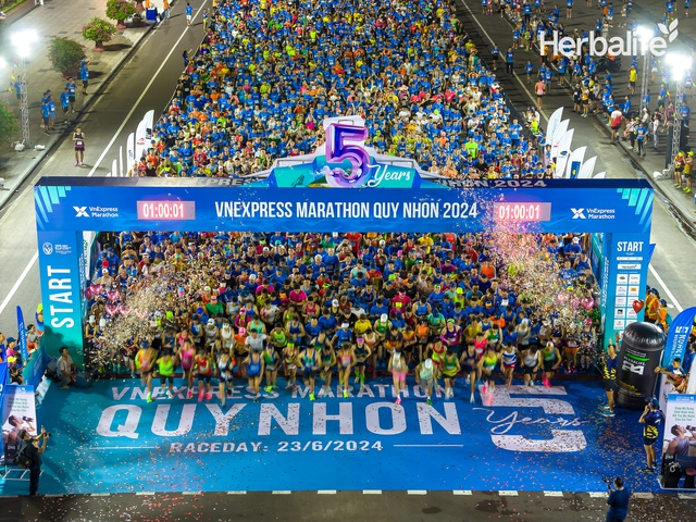Herbalife Việt Nam tài trợ giải chạy VnExpress Marathon Quy Nhơn 2024- Ảnh 1.