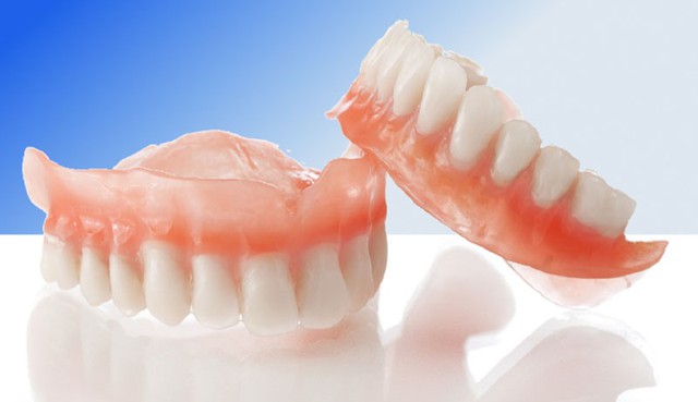 Tận hưởng cuộc sống trọn vẹn tuổi xế chiều nhờ trồng răng Implant toàn hàm- Ảnh 2.