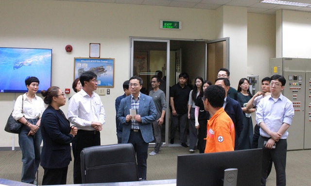 Đoàn doanh nghiệp Hàn Quốc thăm và làm việc với EVNGENCO3- Ảnh 2.