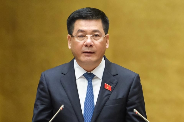 Bộ trưởng Công Thương Nguyễn Hồng Diên trả lời chất vấn- Ảnh 1.