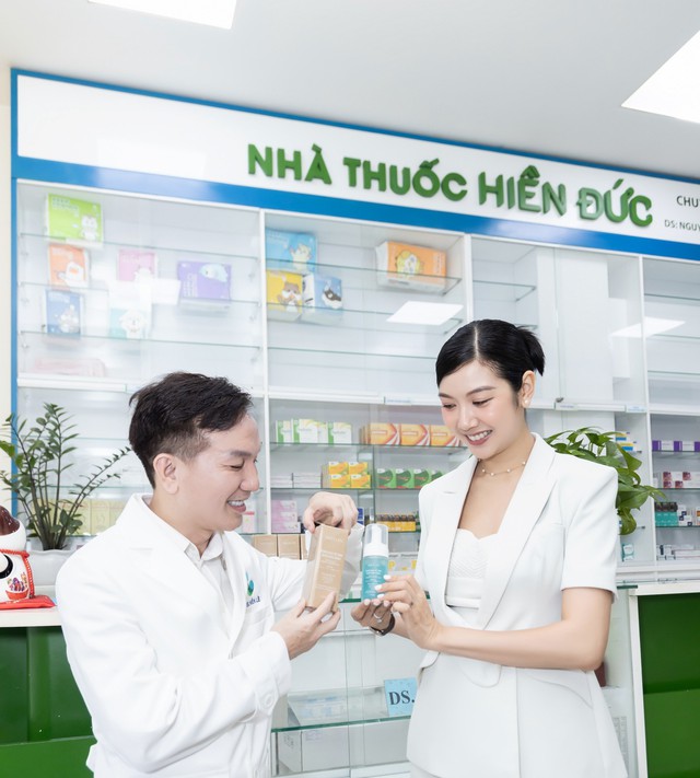 Á hậu quốc tế Thúy Vân và bác sĩ Lê Văn Hiền đồng hành cùng mẹ bầu trong hành trình chăm sóc sức khỏe- Ảnh 2.