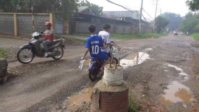 Con đường đau khổ- Ảnh 1.