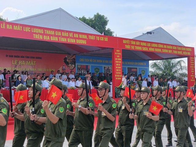 Clip, hình ảnh Lễ ra mắt lực lượng bảo vệ an ninh, trật tự cơ sở tại Đông Nam Bộ- Ảnh 14.