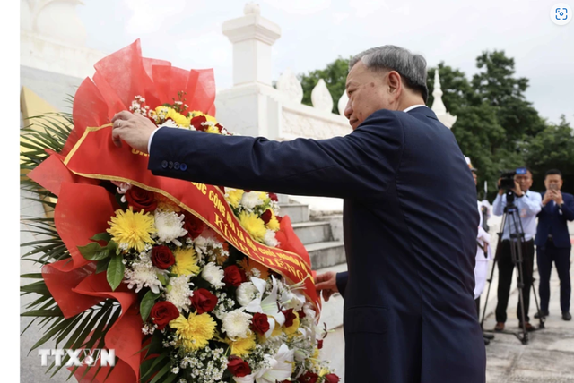 Tổng Bí thư, Chủ tịch nước Lào đón, hội đàm với Chủ tịch nước Tô Lâm- Ảnh 21.