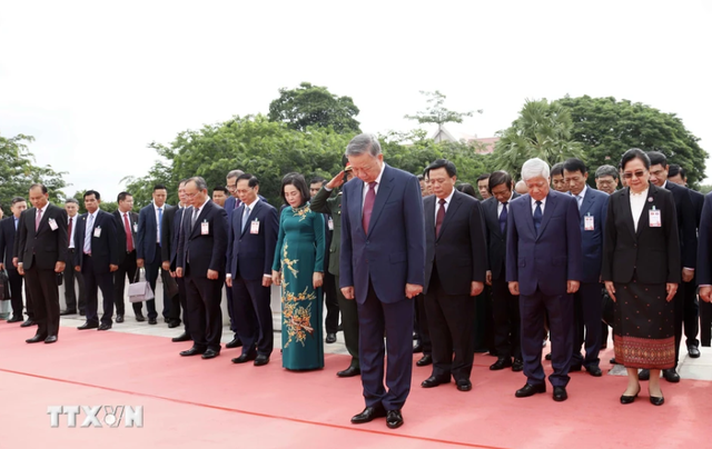 Tổng Bí thư, Chủ tịch nước Lào đón, hội đàm với Chủ tịch nước Tô Lâm- Ảnh 20.