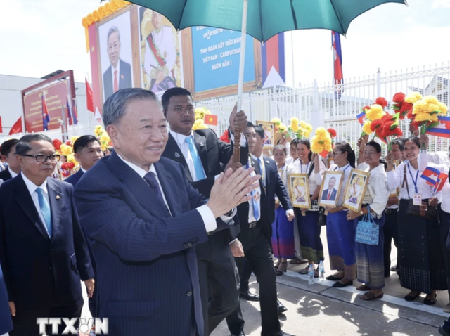 Quốc vương Norodom Sihamoni đón Chủ tịch nước Tô Lâm- Ảnh 9.